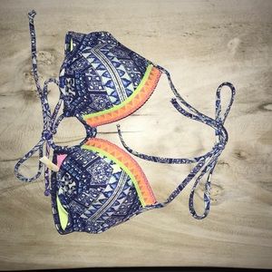 Victoria’s Secret bikini top push-up blue design